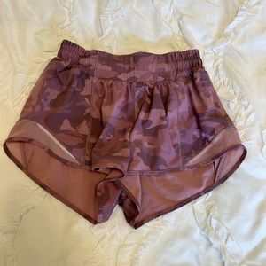 Lululemon Hotty Hot shorts